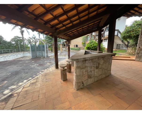 Foto de IGARAPÉ/MG - Casa com a área de 180,00m² e seu lote com a área de 2.150,00m², situado no Condomínio Fazenda Solar