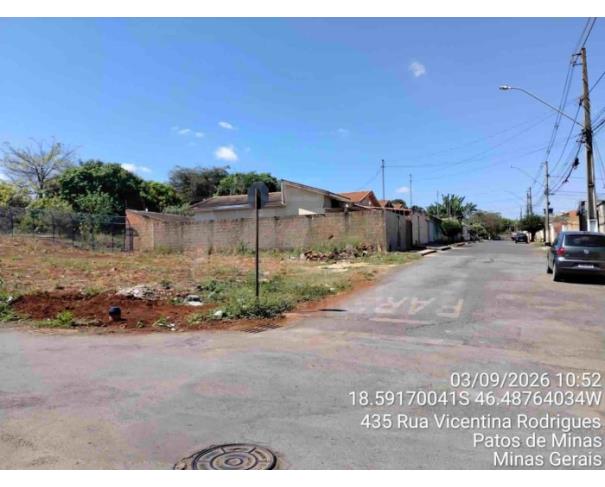 Foto de PATOS DE MINAS/MG - Lote urbano com área de 1.699,76 m², localizado no bairro de Jardim Panorâmico 