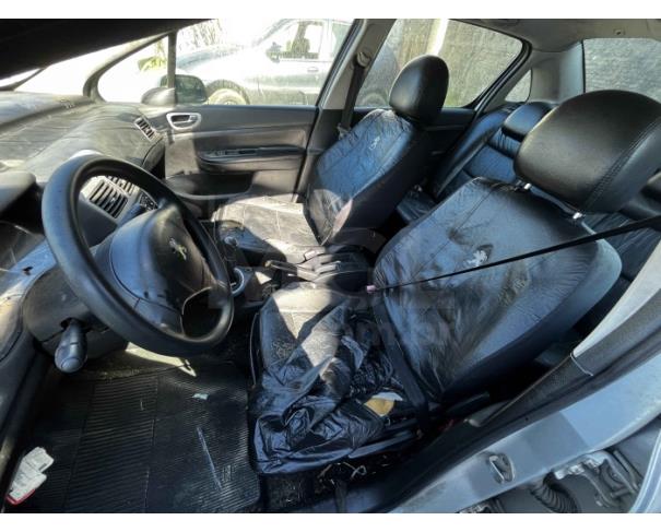 Foto de ANGRA DOS REIS/RJ-VEÍCULO CONSERVADO-I/PEUGEOT 307 SD16 PR PK-2007/2008