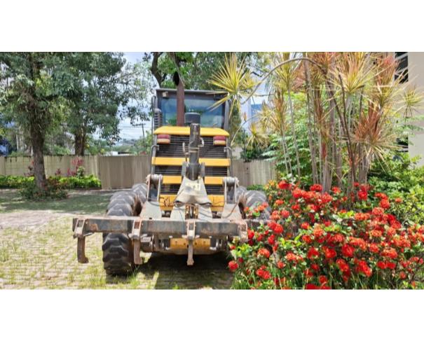 Foto de DIVINOPÓLIS/MG - Motoniveladora New Holland modelo RG140B