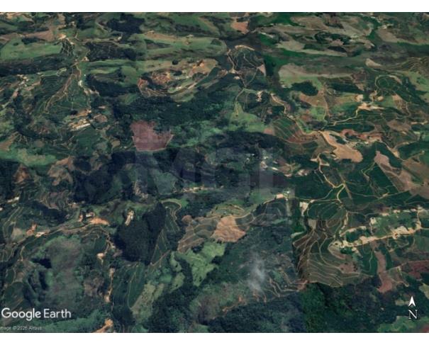 Foto de CARATINGA/MG — Imóvel rural área 06,40 ha no "Córrego do brejão". 