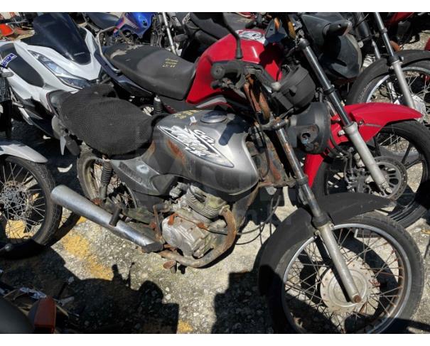 Foto de ANGRA DOS REIS/RJ-VEÍCULO CONSERVADO-HONDA/CG 125 TITAN KSE-2003/2003