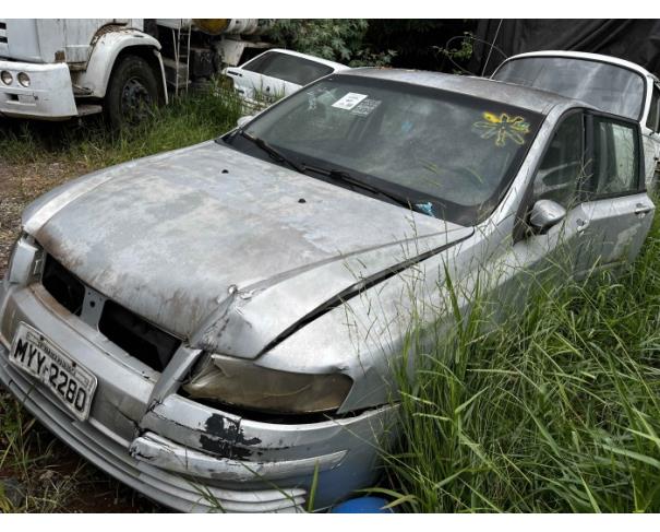 Foto de JUNDIAÍ/SP-VEÍCULO CONSERVADO-FIAT/STILO 16V-2002/2003
