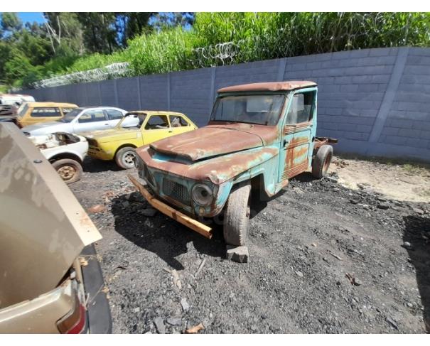 Foto de ITAUNA /MG-F 75 WILLYS-PA7361