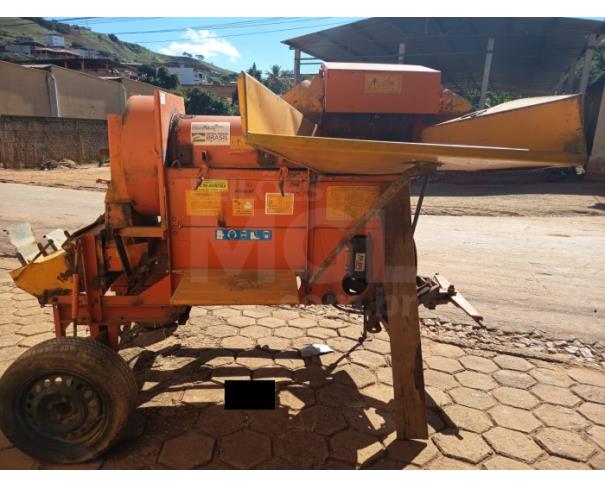 Foto de PEDRA DO ANTA/MG - Batedeira de Cereais