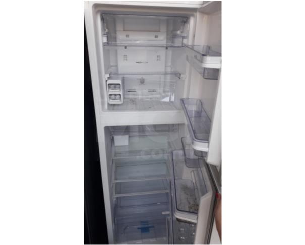 Foto de ITAÚNA/MG - REFRIGERADOR DF44