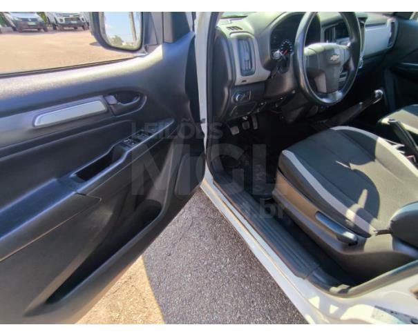 Foto de ITAÚNA/MG-CHEVROLET S10 LS DD4 2020/2021- PA13404