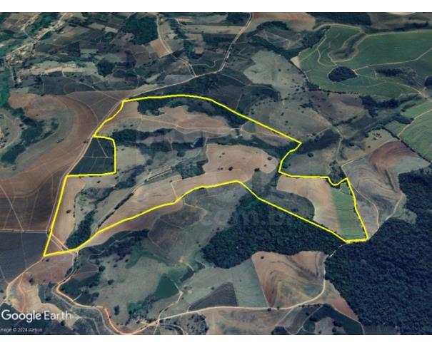 Foto de MONTE BELO/MG — Fração ideal de 50% sobre um terreno rural com 85.45.60 há
