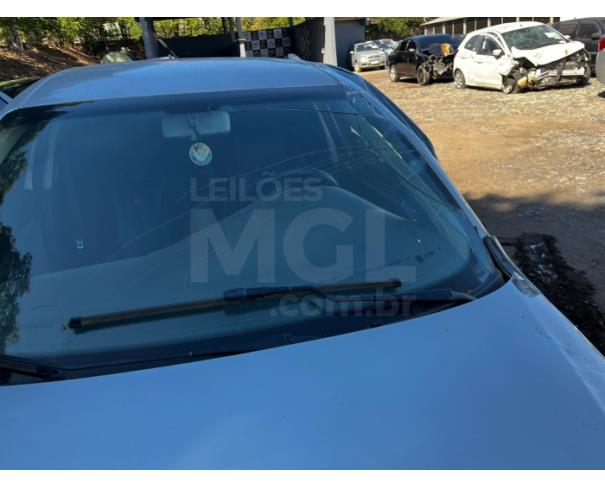 Foto de ITAÚNA/MG- FIAT LINEA 1.8 FLEX 16V 4P 2009/2009- PA13358