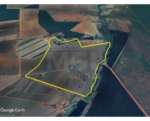 Foto de POMPÉU/MG — Terreno rural com 79.67.38 hectares e benfeitorias na Fazenda Bocaína