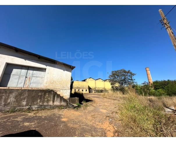 Foto de ITAÚNA/MG — Terreno com 14.80.26 hectares (148.026m²) com Galpões e Terminal Ferroviário