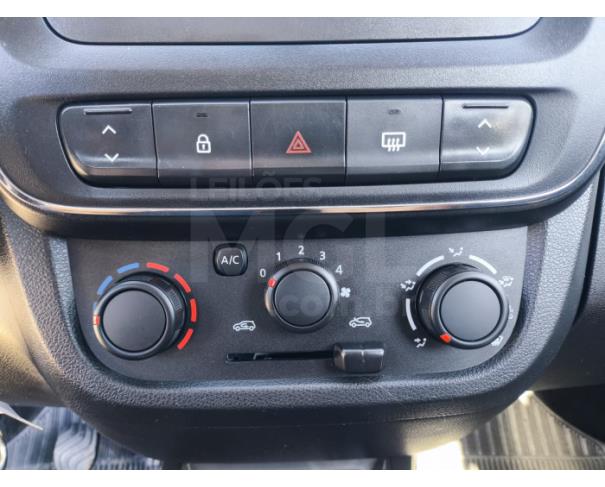 Foto de ITAÚNA/MG- RENAULT KWID ZEN 1.0 FLEX 12V 5P MEC. 2022/2023- PA13320