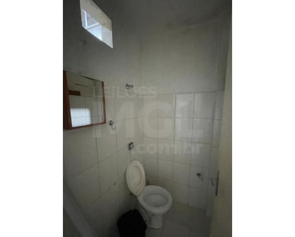Foto de PIUMHI/MG - Galpão comercial com 260m², situado no Centro