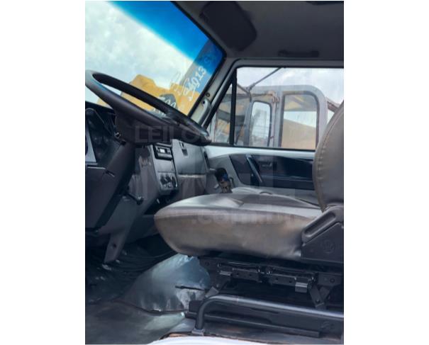 Foto de CONTAGEM MG - VOLKSWAGEN  26.260 E COM PIPA 15 MIL LITROS - TRAÇADO 