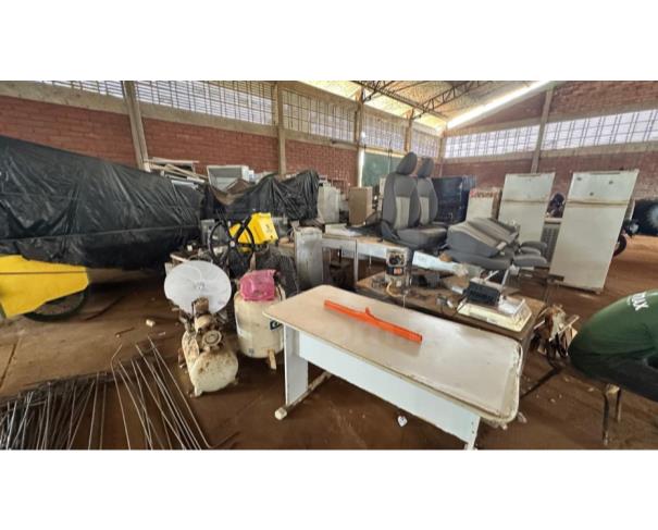 Foto de VALENÇA/BA – Sucata Ferrosa Diversas (Fogões, geladeiras, armários de ferro, diversos mecânica, ventiladores, monitores, CPU’s, macas dentre outros)