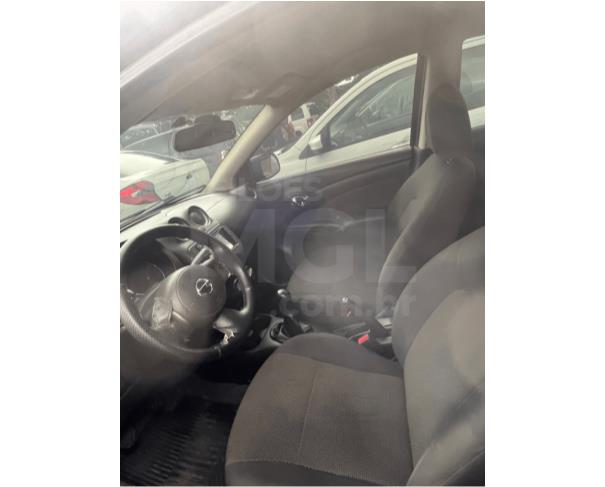 Foto de ITAÚNA/MG - NISSAN VERSA 16 SV - ANO: 2014/2014 - B1022