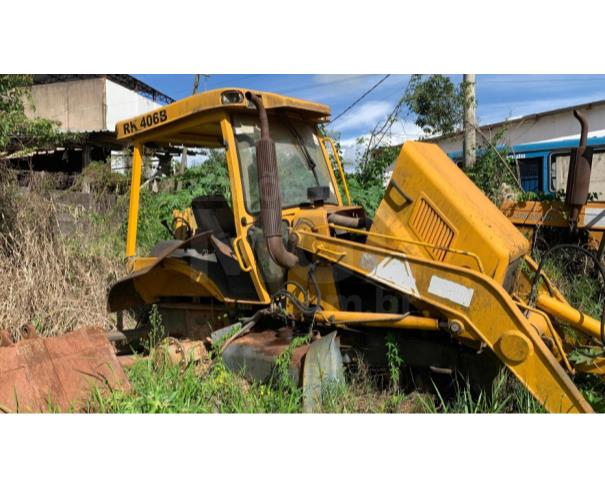 Foto de LAGOA DOURADA/MG - Retroescavadeira Randon, modelo RK406B