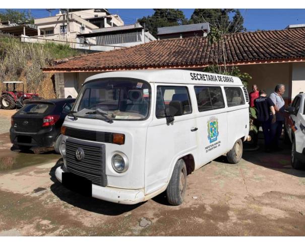 Foto de PIRAPETINGA/MG - Misto Camioneta VW/ Kombi, 2012/2013, FLEX 