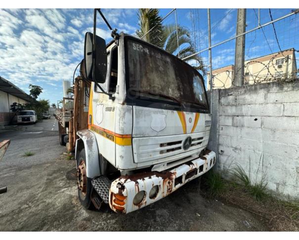 Foto de RIO DAS OSTRAS/RJ - CAMINHÃO MERCEDES BENZ 1215 C (CARGA), 