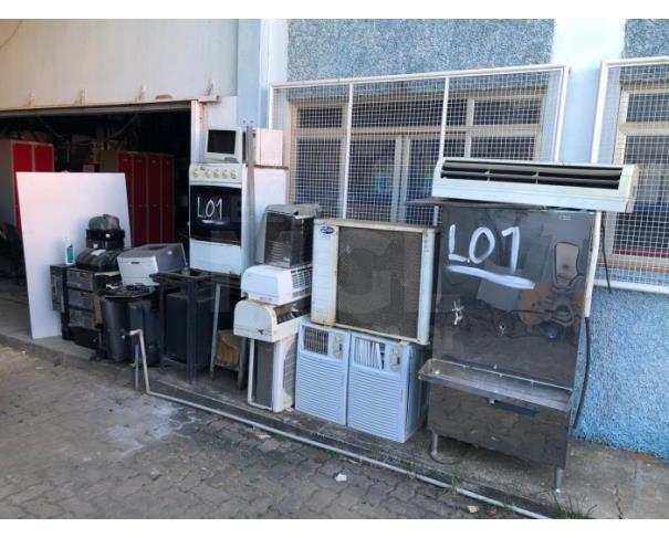 Foto de PRESIDENTE KENNEDY/ES - Sucata (fogão, ar condicionado, tv, monitor, nobreak, cpu micro-ondas, bebedouros e purificador d’água.)