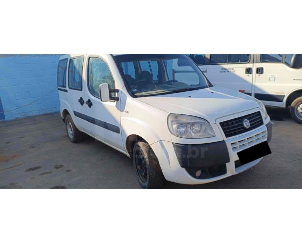 Foto de IBITURUNA/MG - Fiat/Doblo Attractiv 1.4, 2012/2013, FLEX 