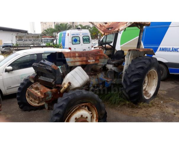 Foto de RIO DAS OSTRAS/RJ - TRATOR AGRÍCOLA DE RODAS, NEW HOLLAND 5630TR
