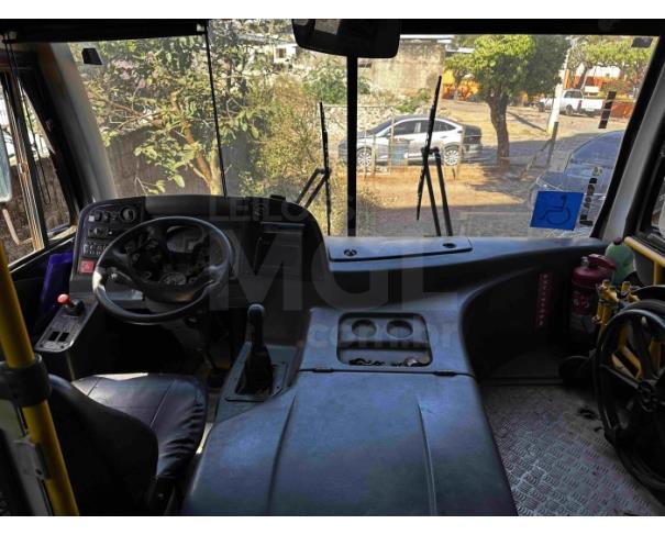 Foto de PIRAPETINGA/MG - Ônibus Iveco/ Granclass 150S21E, 2016/2017, DIESEL 