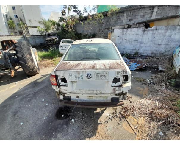 Foto de RIO DAS OSTRAS/RJ - VW POLO SEDAN 2.0 COMFOR