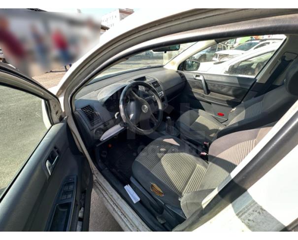 Foto de RIO DAS OSTRAS/RJ - VW POLO SEDAN 1.6 CONFOR