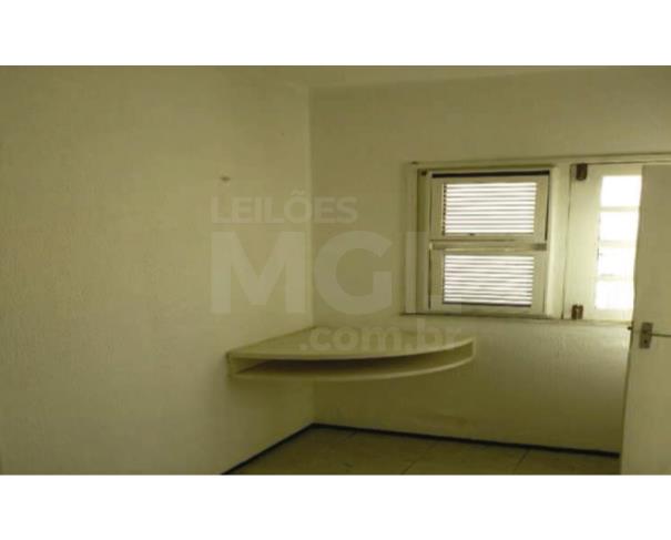 Foto de Fortaleza/CE – Casa com 04 quartos sendo 01 suíte no Condomínio Res. Cinco Estrelas – PA2124