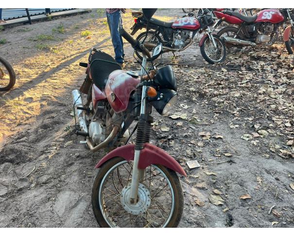 Foto de ARAGUAPAZ/GO - Motocicleta HONDA CG 125 Titan KS - PARA RETIRADA DE PEÇAS