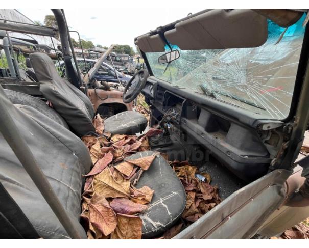 Foto de RIO DE JANEIRO/RJ- VTNE PICAPE EMP GE DEFENDER 130 3/4T 4X4 LAND ROVER