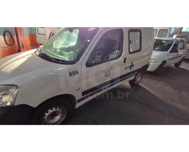 Foto de LIMEIRA/SP - CARRO - Peugeot Partner GRE Ambulância, 2018/2019