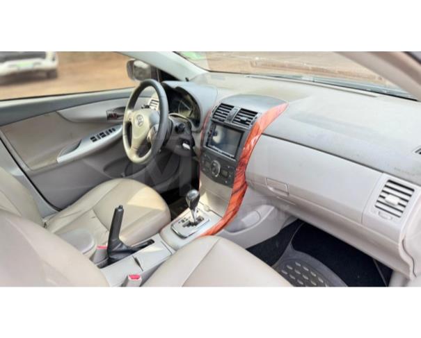 Foto de ITAÚNA/MG - TOYOTA/COROLLA XEI 2.0 FLEX ANO 2011/2011 - B1041