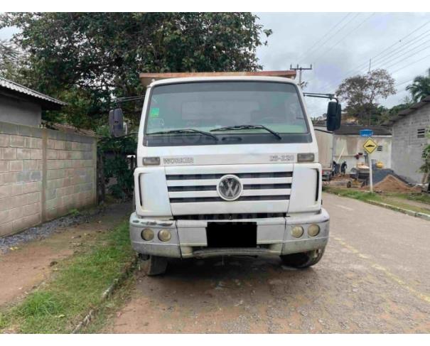Foto de ADRIANÓPOLIS/PR - Caminhão VW 26.220 Euro3 Worker, 2010 / 2011, DIESEL 