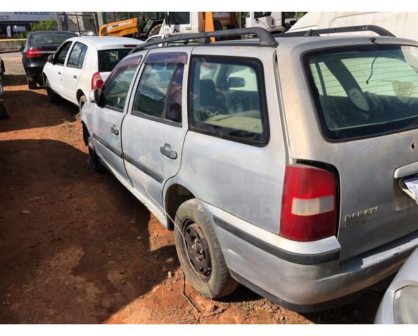 Foto de LOTE 010 - PASSAGEIRO / AUTOMOVEL/VW/PARATI 2.0 TOUR