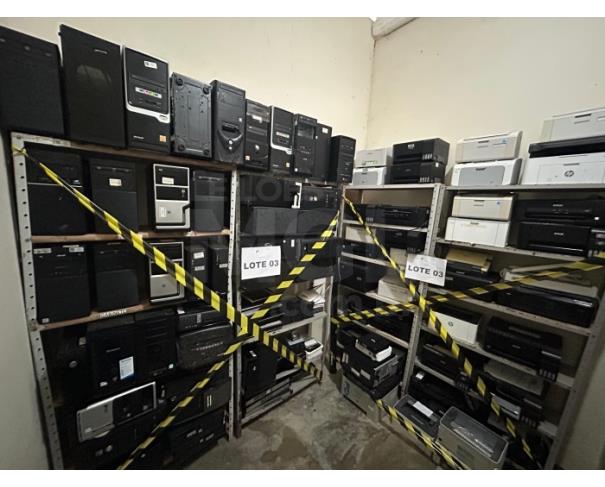 Foto de AMARGOSA/BA - Sucatas de equipamentos de informática inservivéis