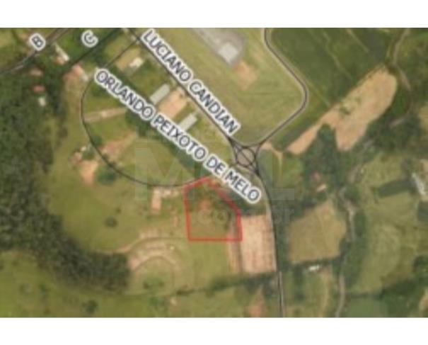 Foto de UBÁ/MG - Terreno com 12.489,70m² localizada no Bairro Chácaras do Aeroporto