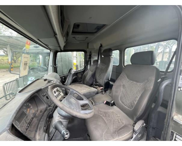 Foto de RIO DE JANEIRO/RJ- VTNE CAMINHÃO EMP GE ATEGO 1725/42 5T 4X4 MERCEDES-BENZ