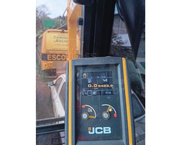 Foto de FLOR DA SERRA DO SUL/PR-Escavadeira JCB, modelo JS210