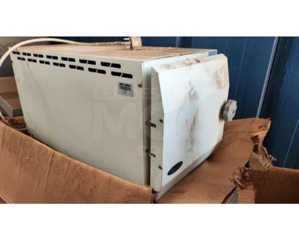 Foto de RONDONOPOLIS/MT - Lote de Autoclave, Seladora, Bomba a Vácuo e Mocho