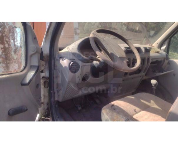 Foto de TUNAS DO PARANÁ/PR - Especial Caminhonete Renault Master Rontan Ambulância, 2004/2004, DIESEL 