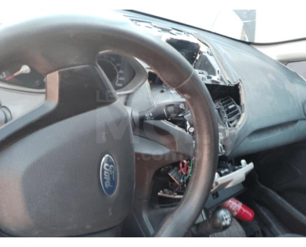 Foto de ITAÚNA/MG - FORD FIESTA SE 1.6 16V FLEX 5P 2011/2011 -  PA13427
