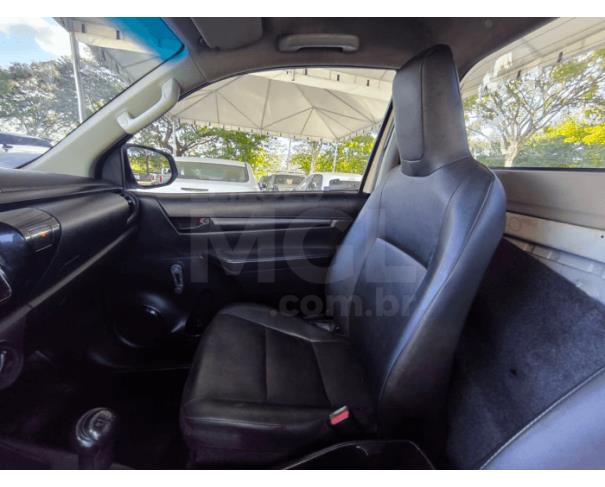 Foto de ITAÚNA/MG- TOYOTA HILUX CSLSTM4FD CABINE SIMPLES 2021/2021- PA13315