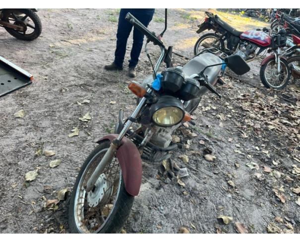 Foto de ARAGUAPAZ/GO - Motocicleta HONDA CG 125 Fan - PARA RETIRADA DE PEÇAS - MOTOR INSERVÍVEL