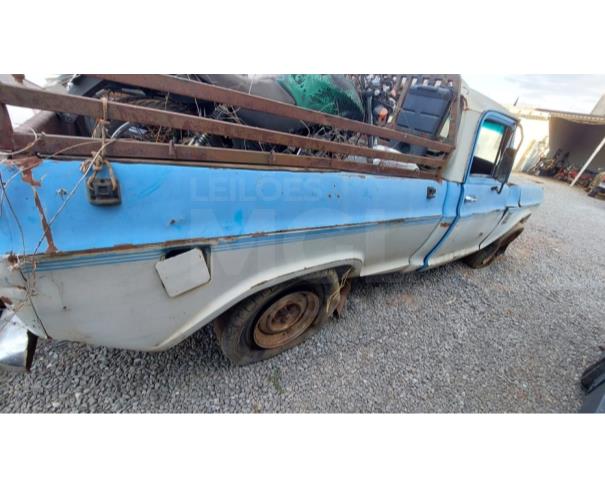 Foto de APARECIDA DE GOIÂNIA/GO - CHEVROLET C1404 - PARA RETIRADA DE PEÇAS - MOTOR INSERVÍVEL