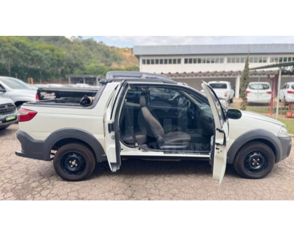 Foto de ITAÚNA/MG - CAMINHONETE FIAT/STRADA HARD WORKING CABINE DUPLA E ANO 2017/2017 - SC1128
