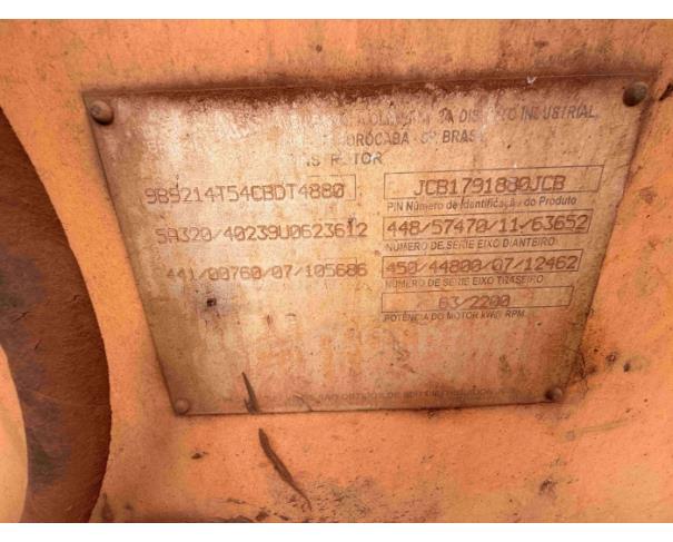 Foto de TIROS/MG - Retroescavadeira JCB, modelo 3C