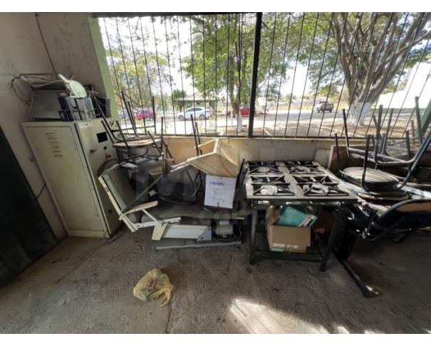 Foto de IGUATAMA/MG - Materiais diversos.