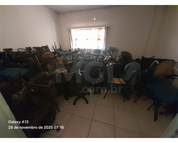 Foto de ELDORADO/MS - Suprimentos de longarinas e cadeiras